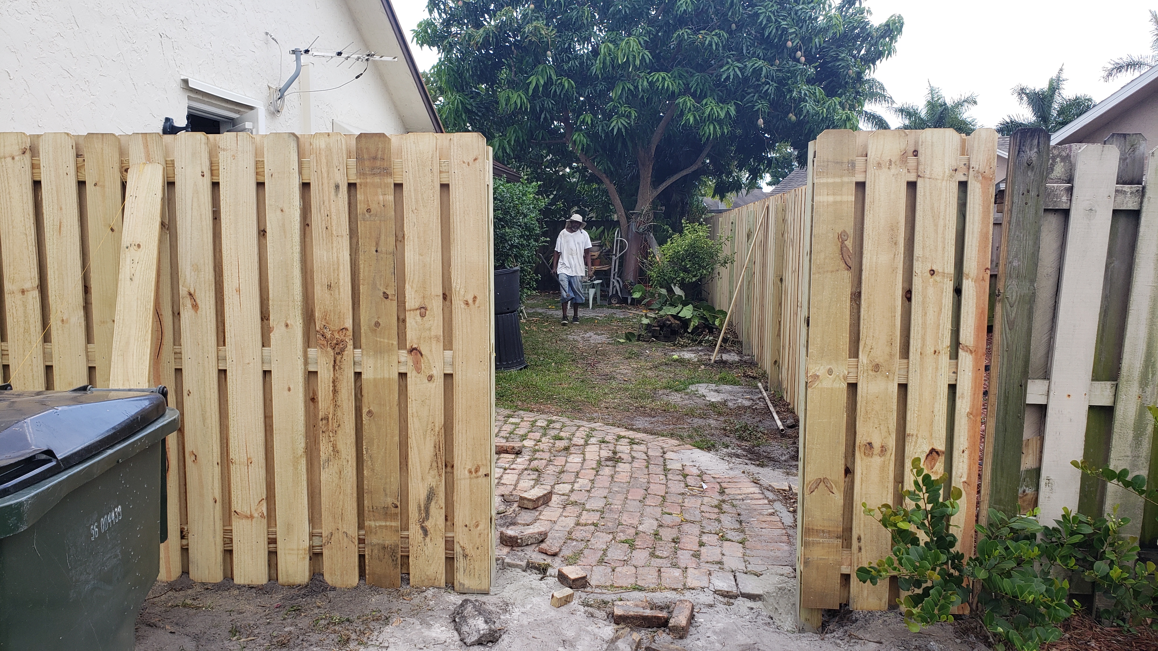 Corpus Christi fence repair services
